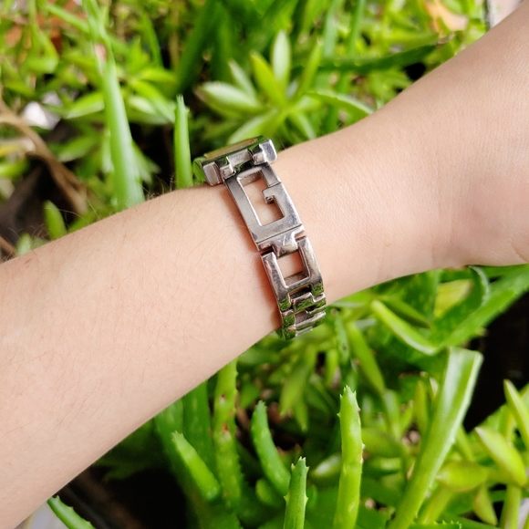 Vintage Guess Diamond Watch - Picture 7 of 10